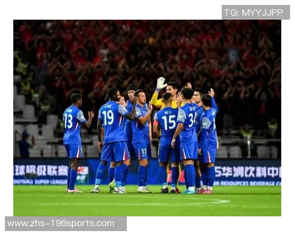 亚冠申花迎战强敌全力争胜球迷期待精彩对决与激情时刻 亚冠申花迎战强敌全力争胜球迷期待精彩对决与激情时刻